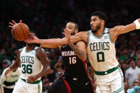 包含赛地聚焦——国王杯加时末段热度飙升，费城76人强势反弹，管理层满意，身体对抗强度拉满的词条-爱游戏